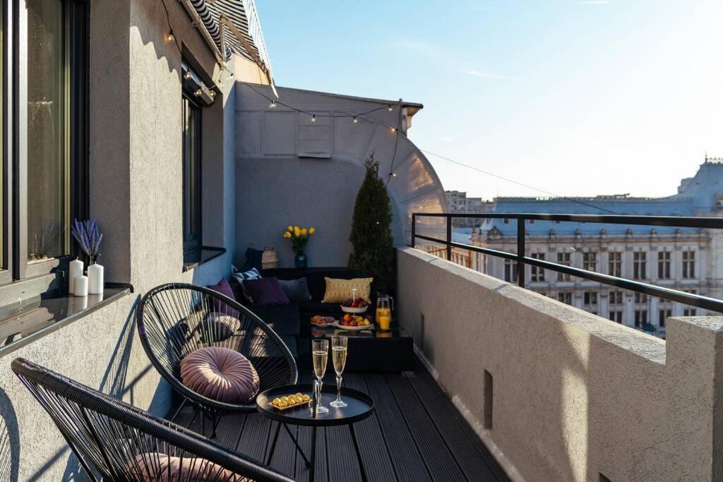 Sunset Terrace In The Old Town * Bukarest